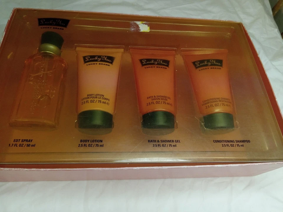 LUCKY YOU EAU DE TOILETTE SPRAY, 1,7 FL OZ/LOCIÓN CORPORAL 2,5 FL OZ/BAÑERA DUCHA Foto 3 de 4