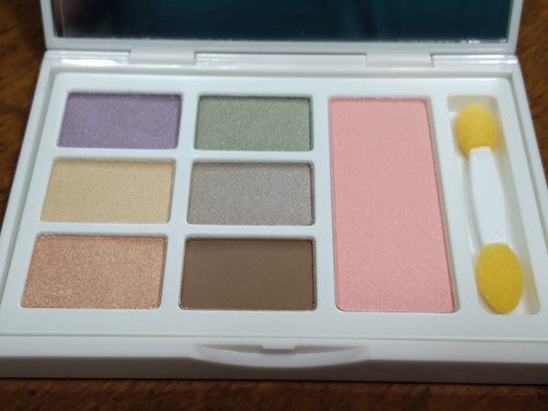 Elizabeth Arden New York Deluxe Travel Compact Eye Shadow & Blush Makeup - New - Picture 4 of 7