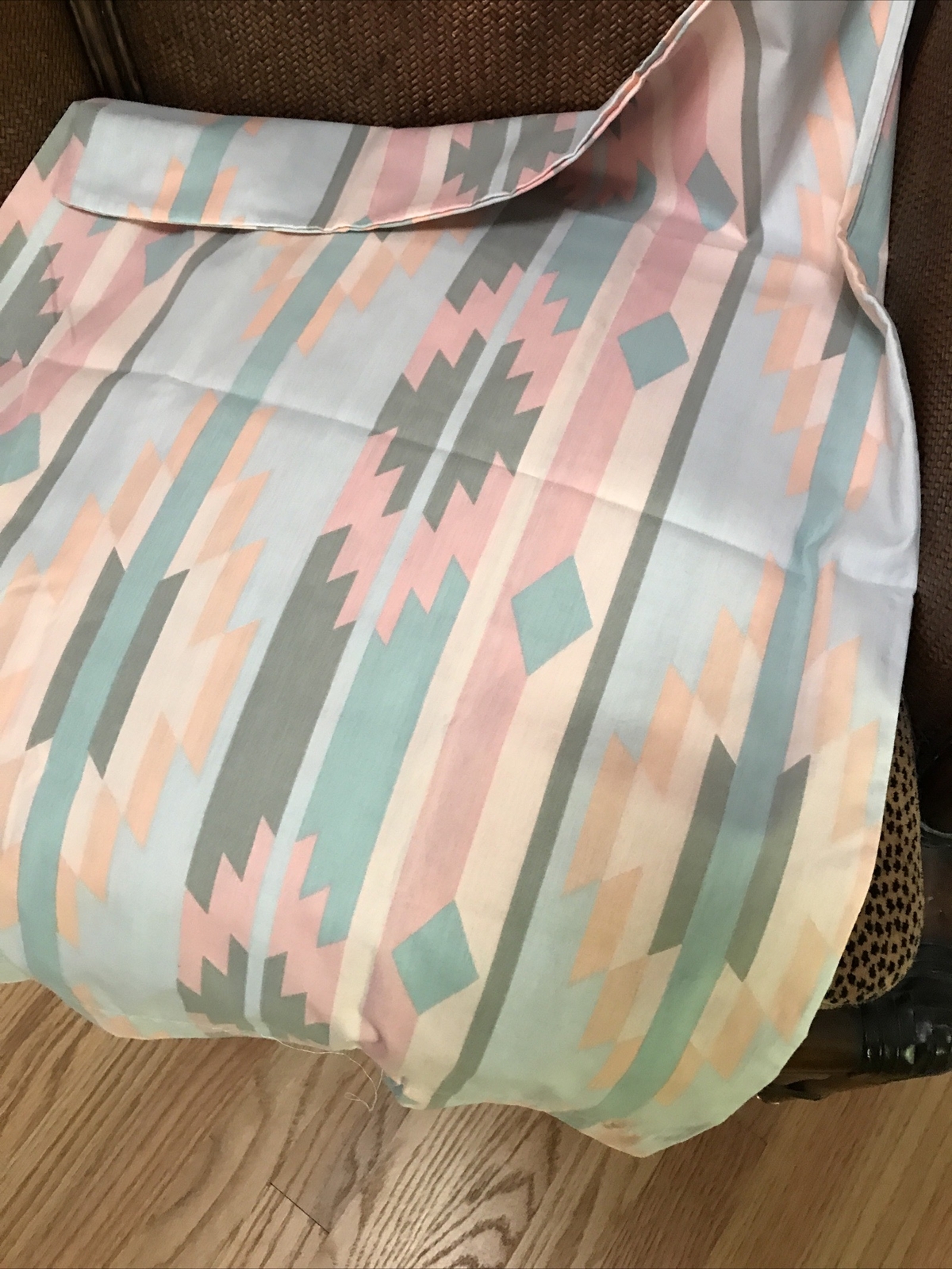 Two Lady Pepperell Standard Southwestern Pillowcases No Iron Percale