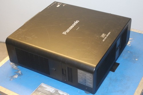 *Panasonic PT-DZ13KE*3D 3DLP Beamer Projektor 12000Ansi projector Case WUXGA SDI - Bild 13 von 15