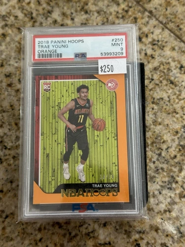 2018-19 Panini NBA Hoops #250 ORANGE SP /25 TRAE YOUNG Rookie RC PSA 9 MINT