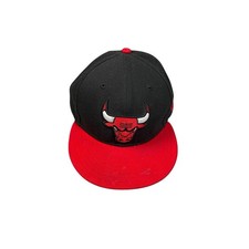 Men's Chicago Bulls New Era Black/Red Two-Tone 9FIFTY Adjustable Hat