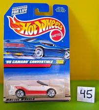 1997 Hot Wheels Mainline/Collector #796 '95 CAMARO CONVERTIBLE