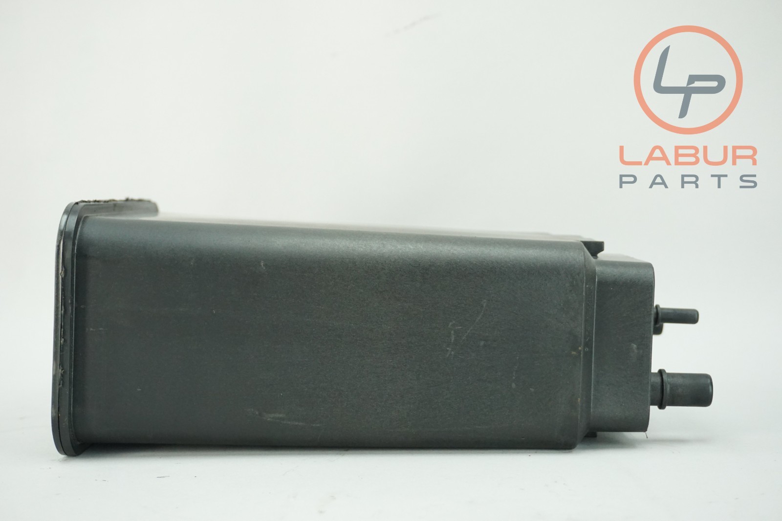 M139 03-19 Maserati Quattroporte Fuel Evaporator Vapor Charcoal Canister C1088