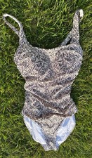 Athleta Womens One-Piece Swimsuit Small Paisley Print Adjustable Straps BNWOT