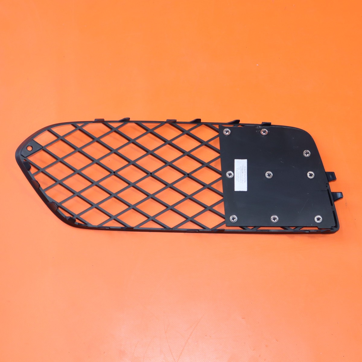 Bentley Bentayga 2016-2020 Right Lower Grille P/N 36A807682