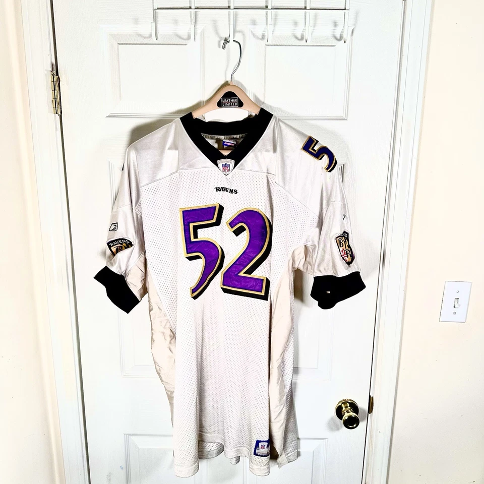 Футболка Рэя Льюиса No52 Baltimore Ravens Reebok экипировка НФЛ белая размер 54 - Изображение 2 из 4