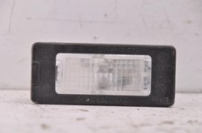 VW PASSAT Variant B6 3C5 1.4 TSI EcoFuel Kennzeichenbeleuchtung 33696139