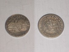 094n medalik 600 lat Małego Świętego Krzyża