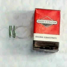 Genuine Briggs & Stratton ~ 262328 Spring Diaphragm * Superceded by 691823