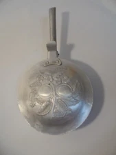 VINTAGE EVERLAST FORGED ALUMINUM Silent Butler, Crumb Catcher, Crumber