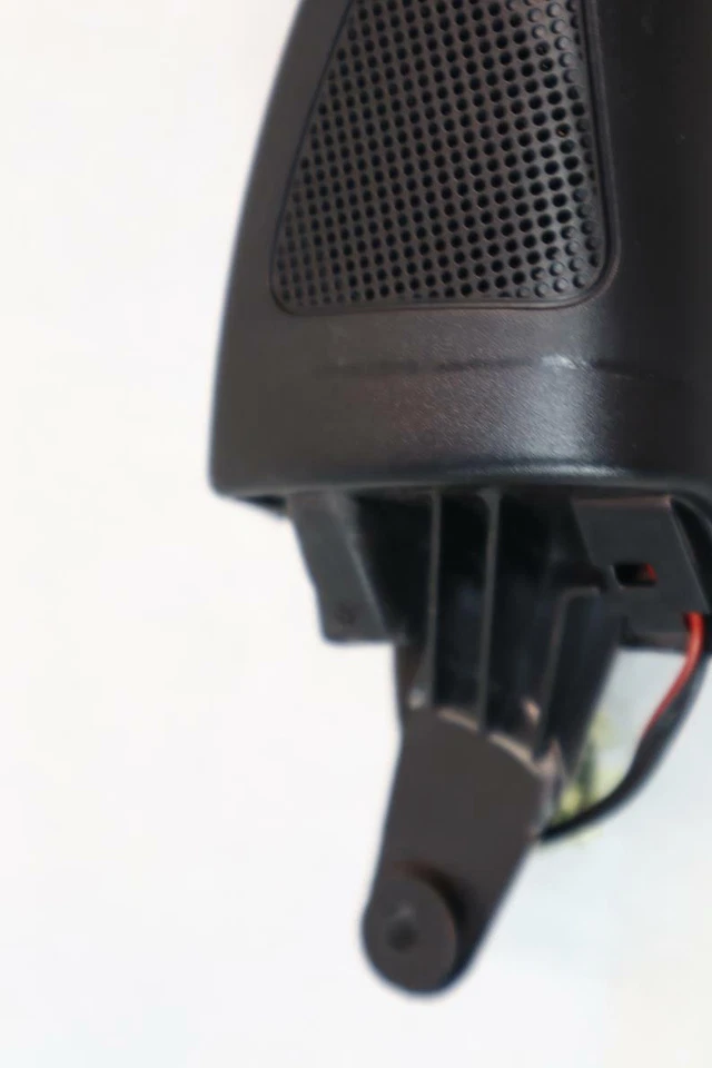 2007-2016 VW EOS - Front Right DOOR Tweeter Speaker W/ Grille - Image 3 of 4