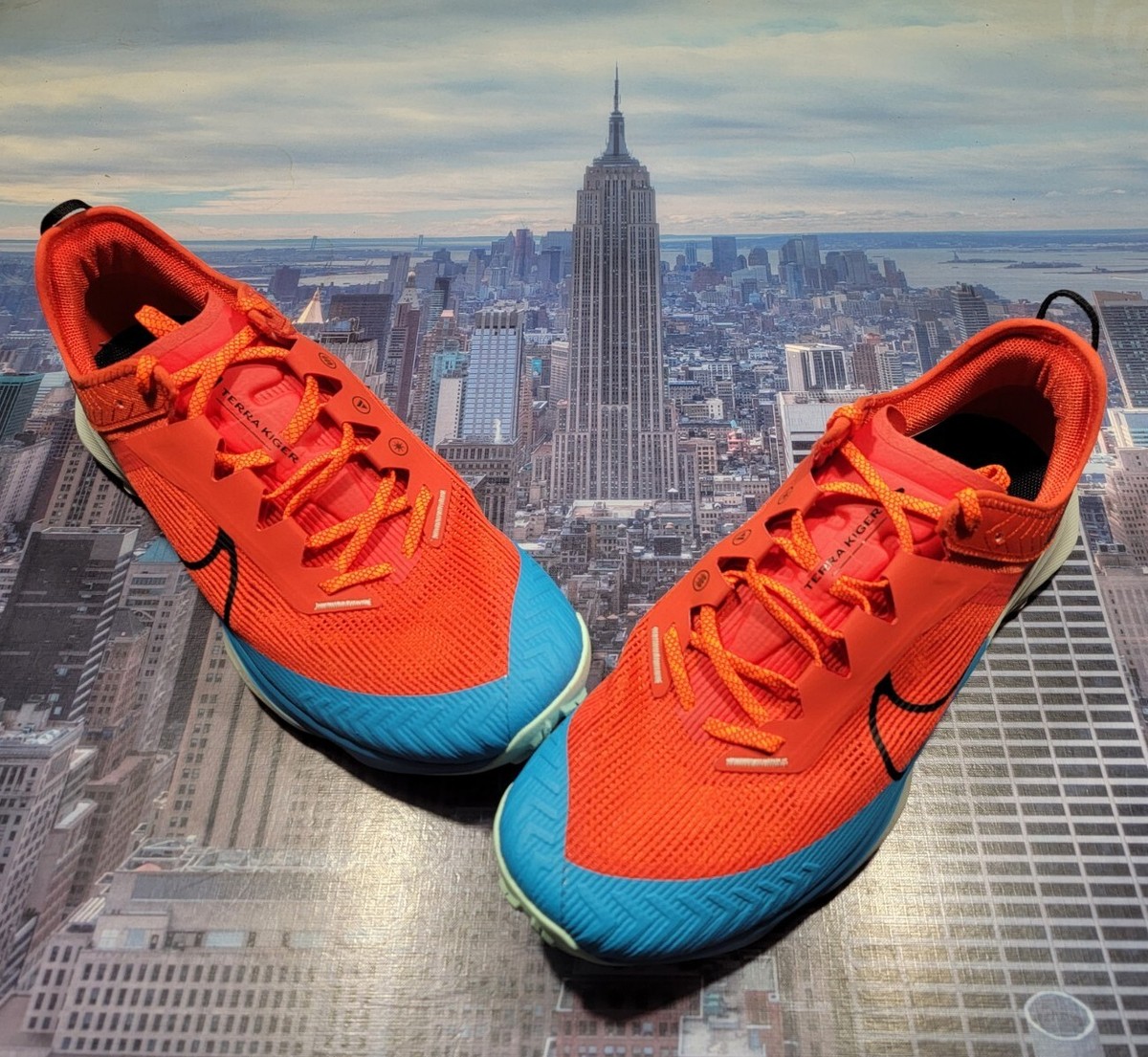 Nike Air Zoom Terra Kiger 8 Trail Habanero Red/Black Mens Size 15