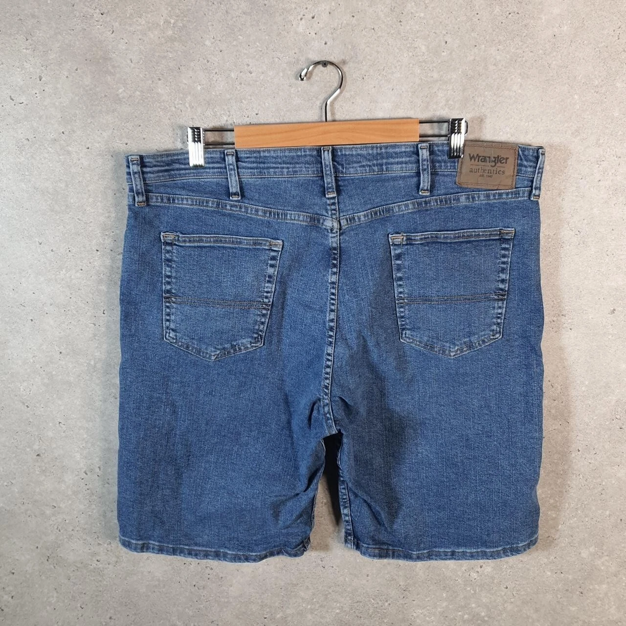 Vintage Wrangler Baggy Shorts Jorts Cargo Men’s W38 Blue Relaxed Denim