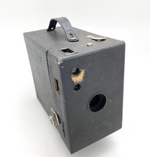 Eastman Kodak No. 2A Cartridge Brownie Camera Model B, VINTAGE