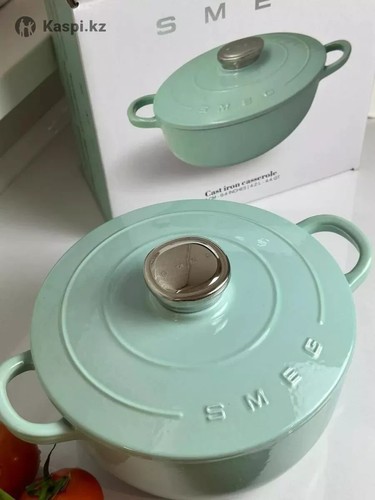 Smeg cast iron saucepan with lid couldron pot - Picture 12 of 12