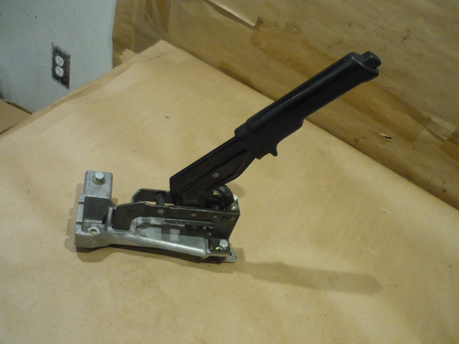 Ferrari 360 - Handbrake Lever/Handle & Bracket - P/N 173526 - 173401