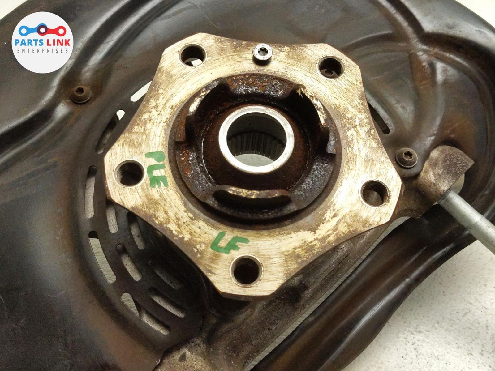Bentley Bentayga 2016-2020 Front Left Steering wheel hub