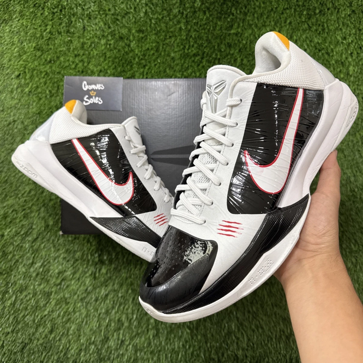 Nike Men\'s Black and White Kobe 5 Bruce Lee PROTO Size 13 Brand New Kobe 5 Protro “Bruce Lee” Size 10 Now In Store! main image 2
