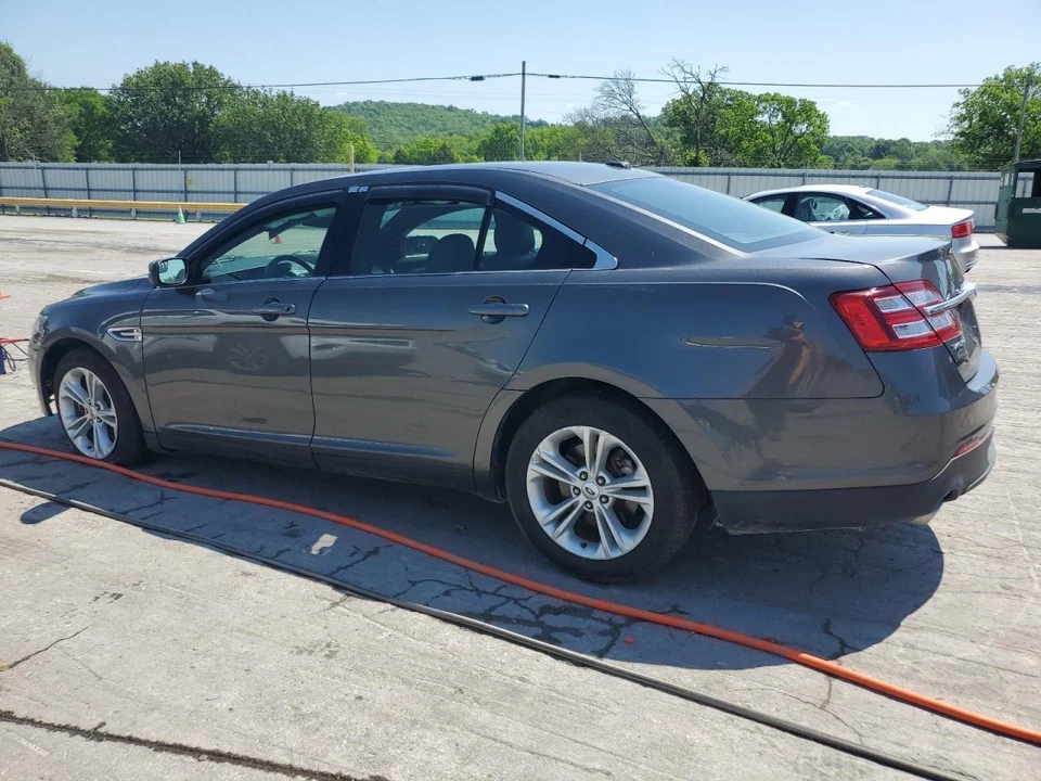 Conjunto de luz de giro/estacionamiento usado se adapta a: Ford Taurus Park 2015 lámpara de giro Foto 2 de 4