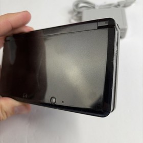 Nintendo 3DS Handheld Video Game Console Black CTR-001 (USA) W Charger US Model