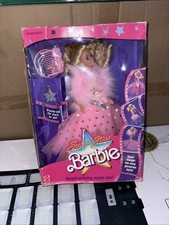 BARBIE VINTAGE 1988 SuperStar Barbie 1604 Brand new. Sealed. A great treasure.