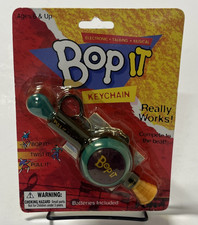 Vintage 2000 BOP IT Mini Key Chain Pocket Han...