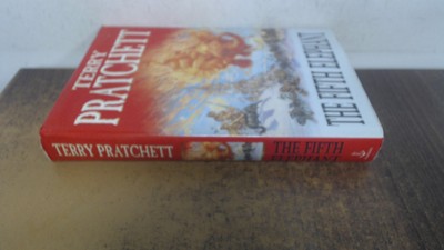 			Der fünfte Elefant (Scheibenweltromane), Terry Pratchett, Doubleday		