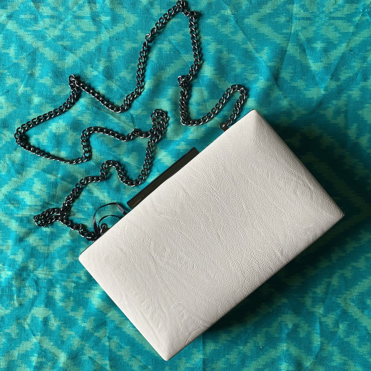 Beige CLUTCH, HANDBAG Australian Brand COLETTE by Colette  NWOT!