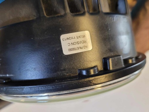 2014 to 2023 Harley Touring LED Daymaker Headlight Light 67700060 - Picture 3 of 3