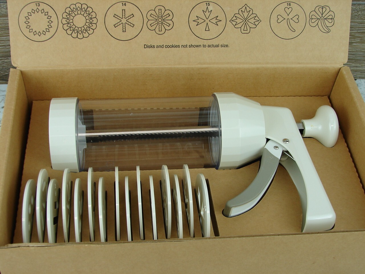 Pampered Chef Cookie Press  - Original Box - Item 1525