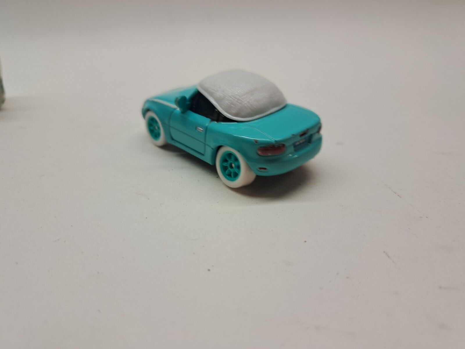 Picture 11 of 16