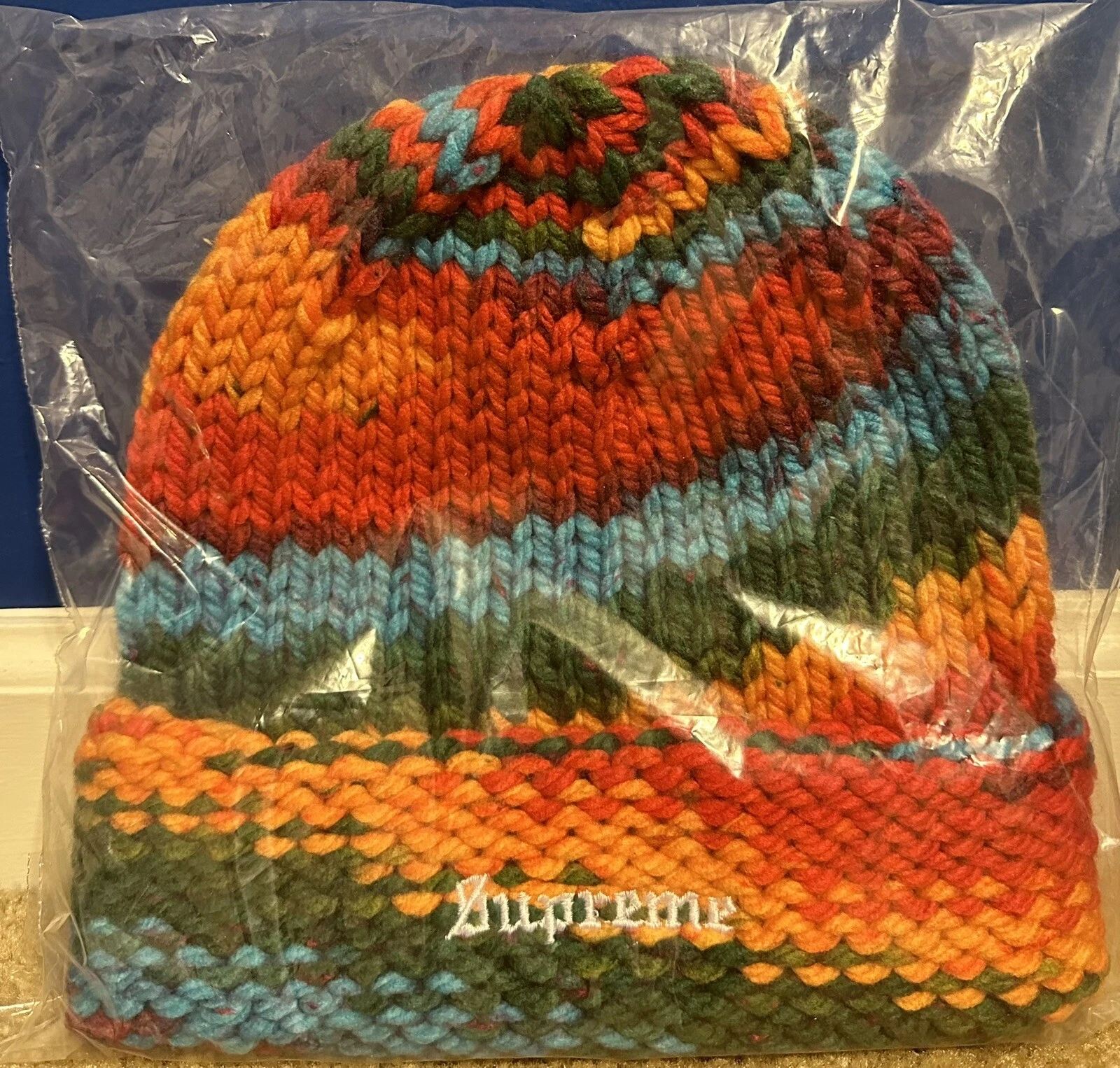 Bonnet Supreme Gradient Spacedye multicolore arc en ciel SS24 OSFA