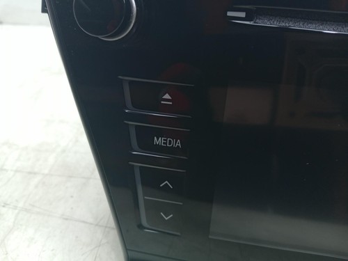 TOYOTA PRIUS PLUS DISPLAY SCREEN HEAD UNIT SAT NAV 8614047221 2015-2020 - Picture 8 of 18