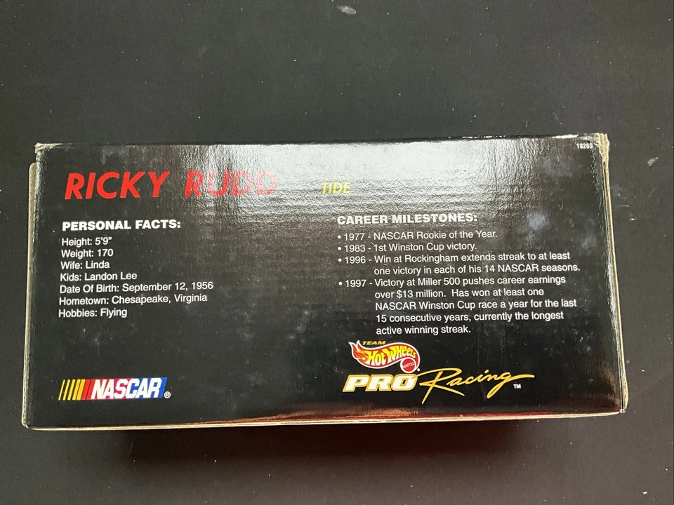 Ricky Rudd #10 1999 NASCAR 风火轮赛车 1: 24 比例潮汐福特金牛座 — 第 3/4 张图片