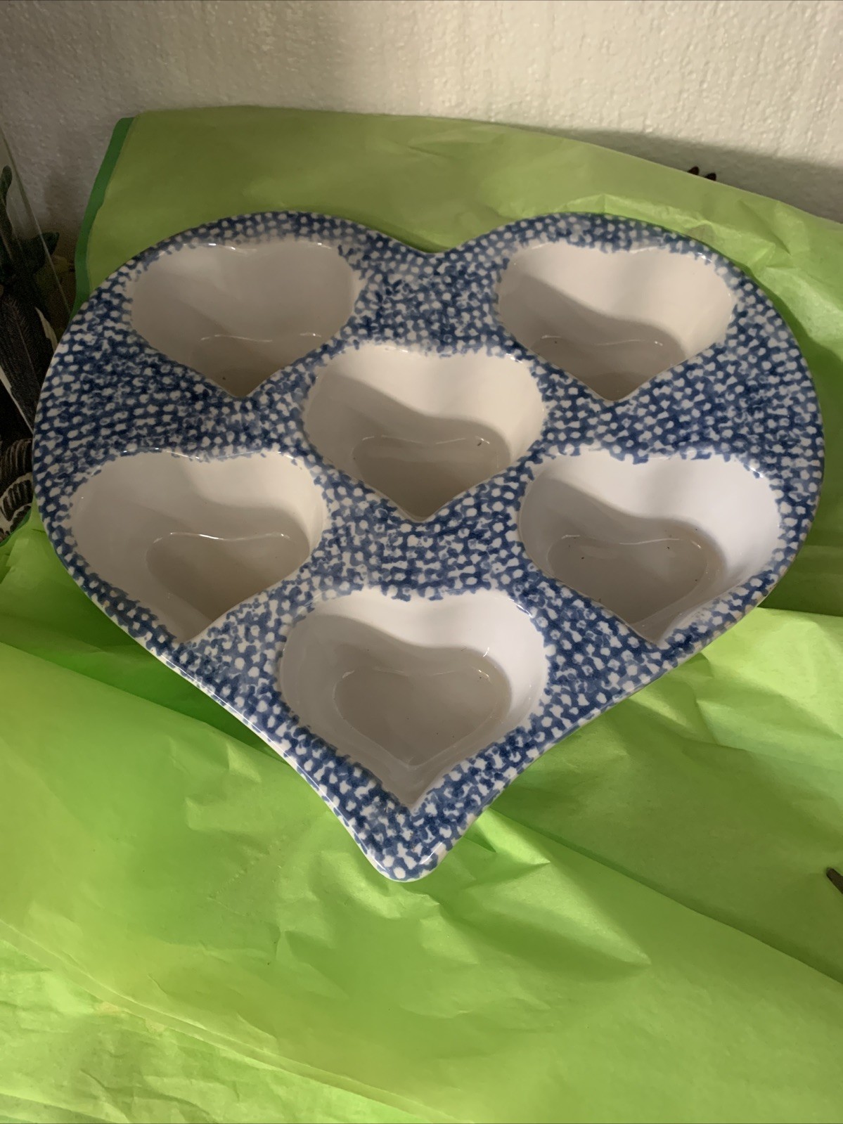 Stoneware Muffin Pan