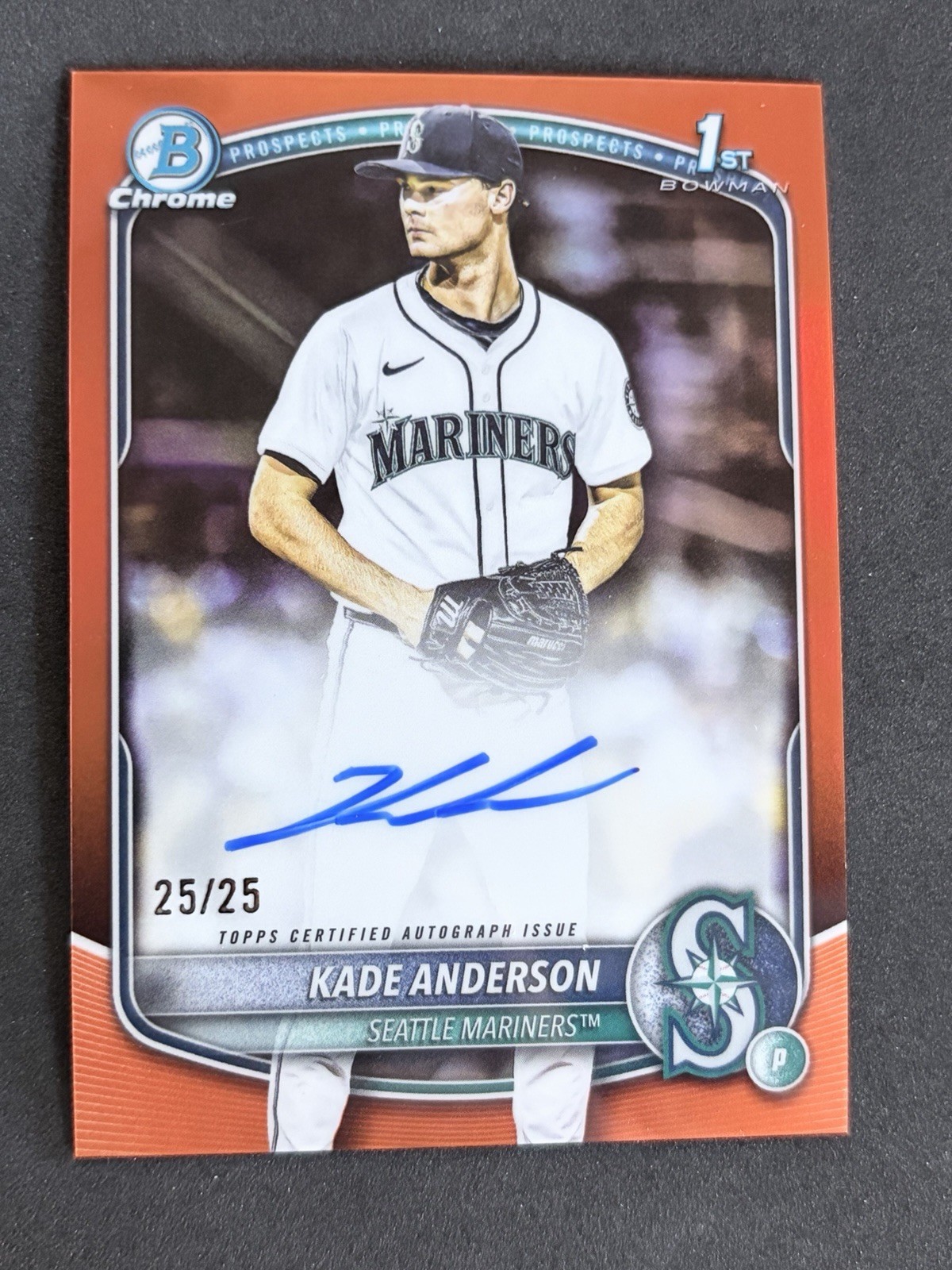 2025 Bowman Chrome Draft 1st Kade Anderson TRUE ORANGE Auto 25/25 Bookend
