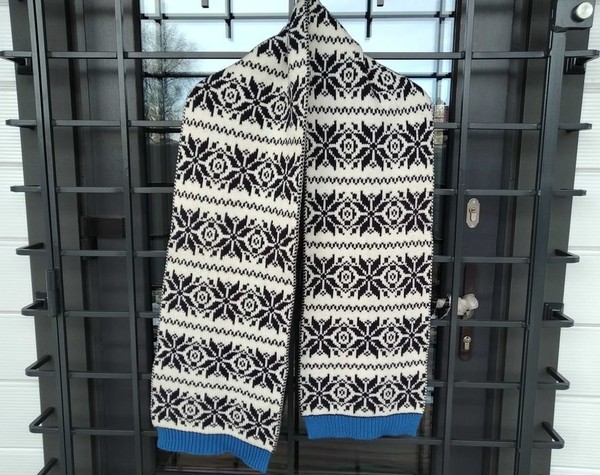 Unisex Scarf Dark Blue Black White