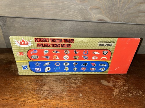 FLEER COLLECTIBLES DIECAST NFL MINNESOTA VIKINGS TRACTOR-TRAILER SEMI-TRUCK - Picture 2 of 2