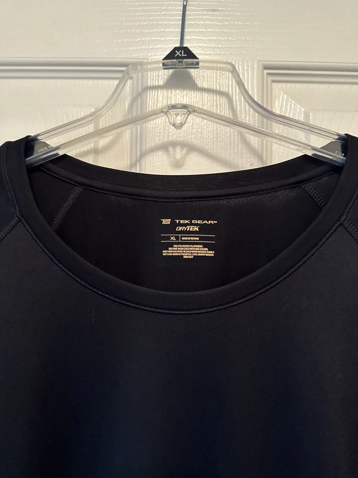 Camisa para mujer Tek Gear Dry Tek XL negra lisa Foto 3 de 3