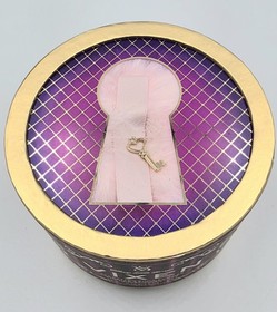 Victoria's Secret Sexy Little Things Vixen Sparkling Body Powder 2.6 Oz Sealed