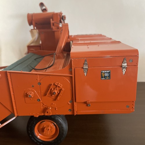 Franklin Mint Allis Chalmers 60A All Crop Harvester 1:12 Diecast Model w/ Box - Picture 10 of 21
