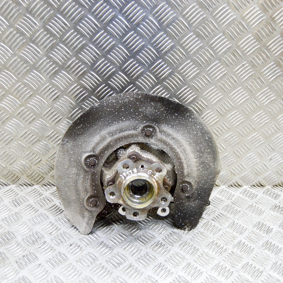 BMW X3 G01 xDrive 20i 135kw Rear Left Wheel Hub Spindle 6870531 