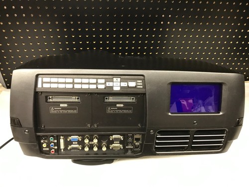 ProjectionDesign F3+ Projector - Picture 4 of 10