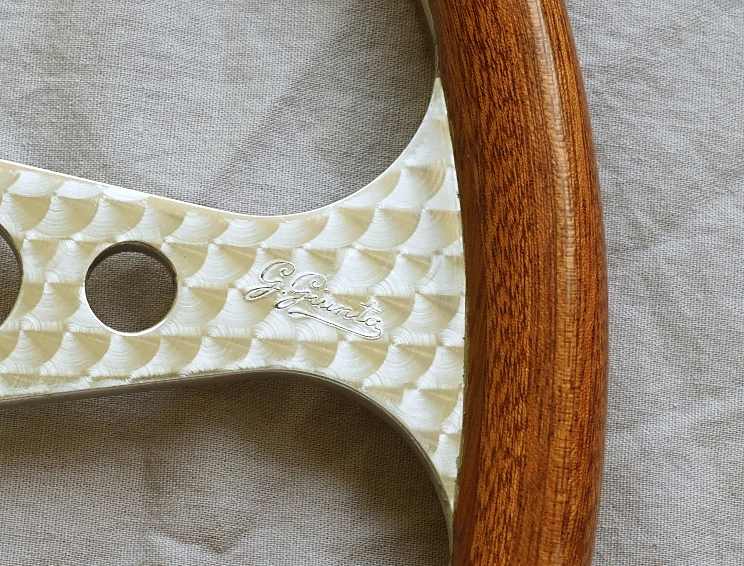 G. Giunta wood steering wheel- Maserati, Alfa Romeo, Fiat... PRICE REDUCED AGAIN
