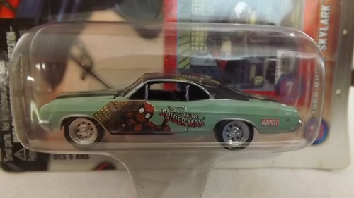 Johnny Lightning The Amazing Spider-Man 1966 Buick Skylark GS 1/64 Scale - Picture 2 of 3