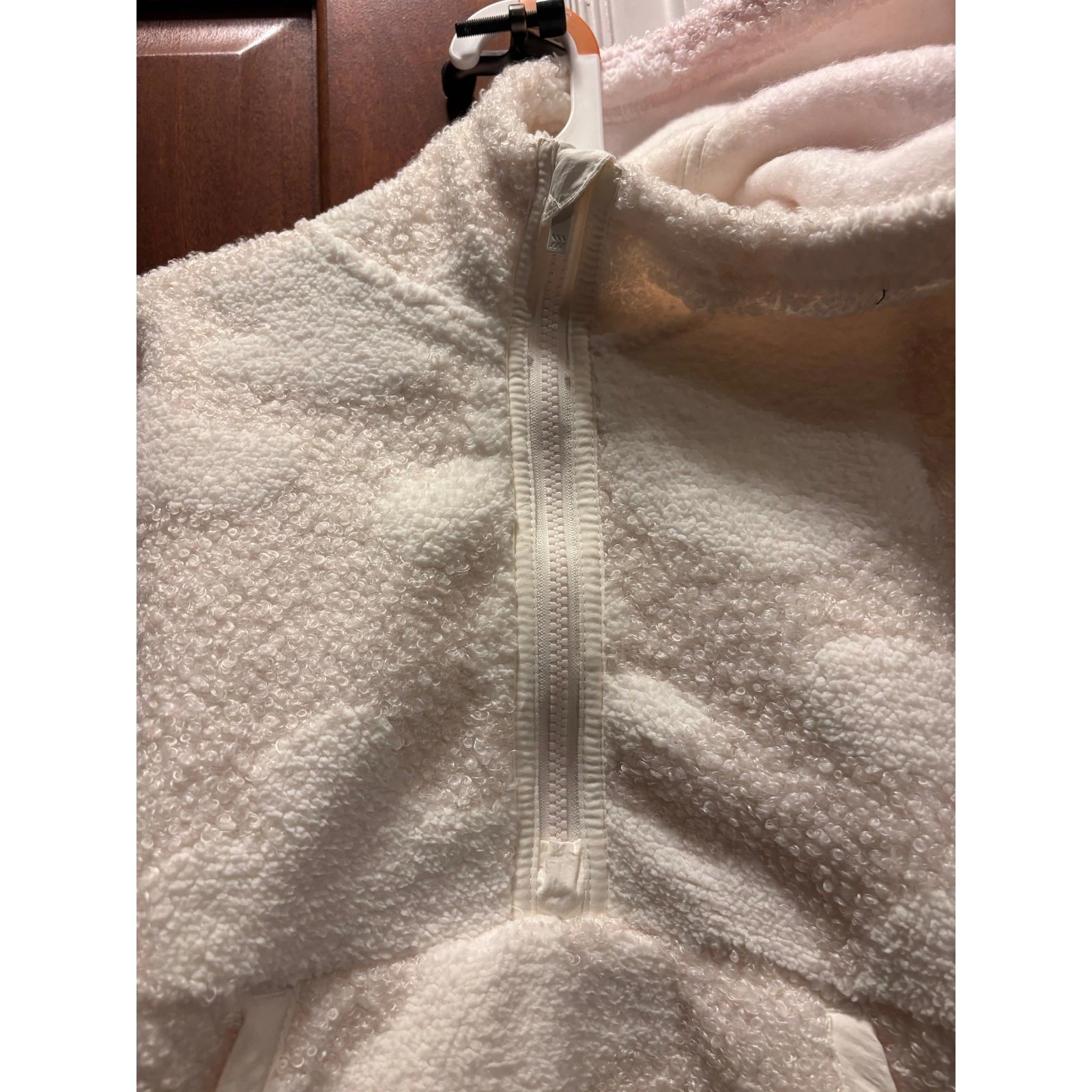 OFF WHITE Felpa con cappuccio pullover mezza zip bambina All in Motion panna morbida sfocata S 6 7