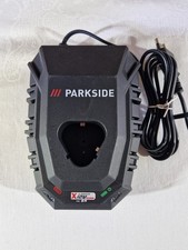 Großes 12V Akku Ladegerät "PLGK 12 A3" 6 Ampere