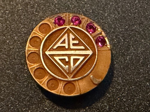 Vintage 10 K Solid Gold 4 Ruby Automatic Electric Comp. Dial Telephone Award Pin