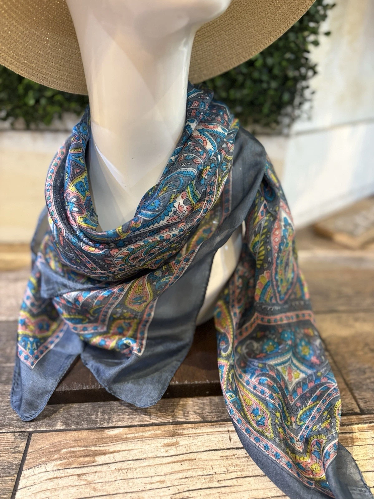 Hand Woven Pure Silk Scarf Square 36”X 36” India Blue Grey Delicate Paisley
Opens in a new window or